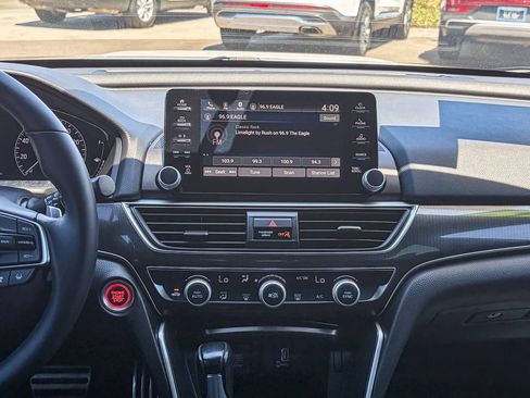 Used 2019 Honda Accord Sport image 16