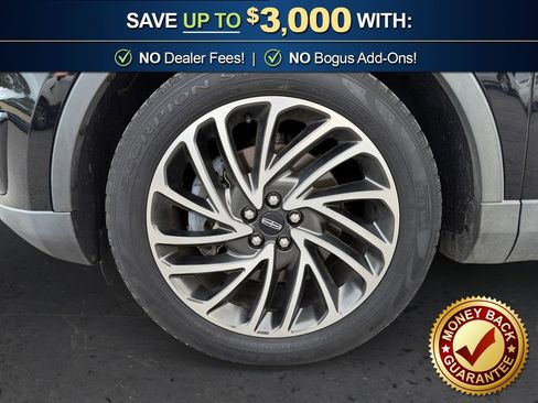 Used 2019 Lincoln Nautilus Reserve FWD image 13
