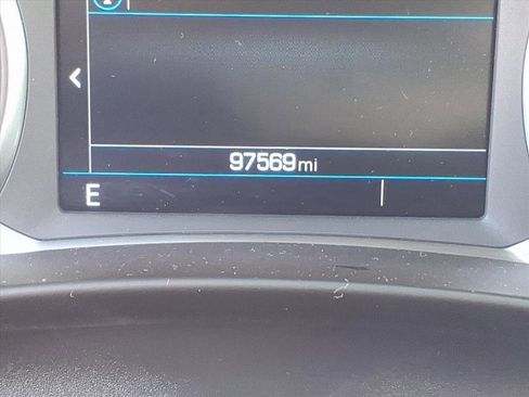 Used 2018 GMC Terrain SLE image 11