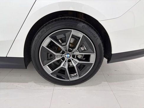 Used 2026 BMW 530i xDrive w/ Premium Package image 47