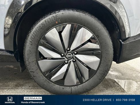 Used 2023 Nissan Ariya FWD image 14