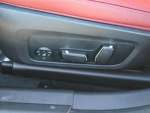 New 2026 BMW 330i Sedan w/ Convenience Package image 21