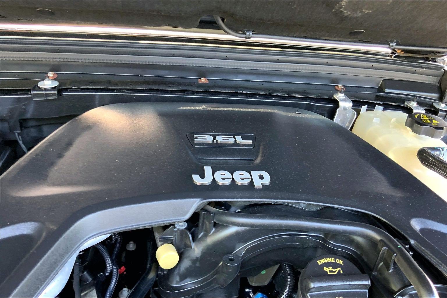 Used 2019 Jeep Wrangler Unlimited Sport AWD/4WD image 35