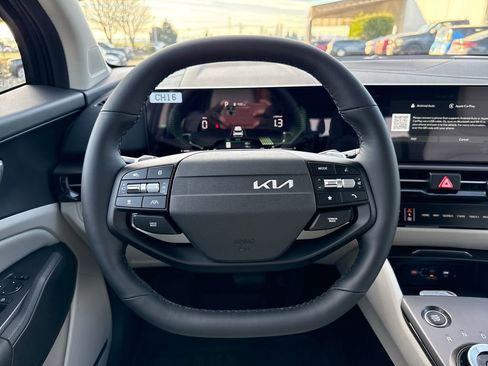 New 2026 Kia Sportage EX image 22