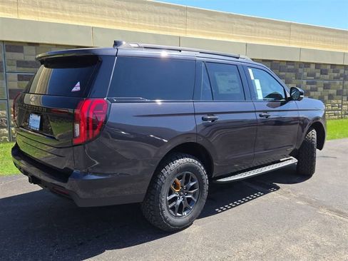 New 2026 Ford Expedition Tremor AWD/4WD image 8