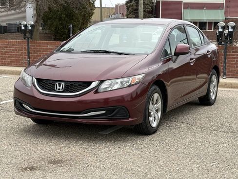 Used 2013 Honda Civic LX image 2
