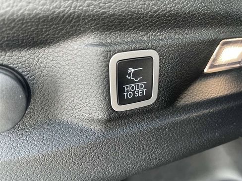 New 2025 Jeep Grand Cherokee L Limited w/ Black Appearance Package image 34