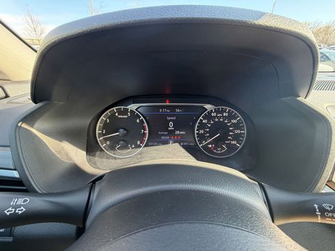 Used 2025 Nissan Altima 2.5 SV image 42