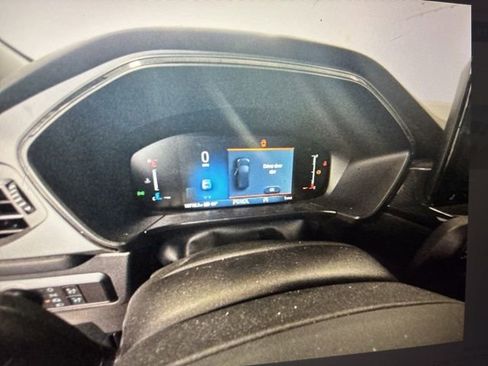 Used 2024 Ford Escape ST-Line w/ Tech Pack #1 image 5