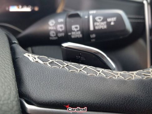 Used 2024 Jeep Grand Cherokee L Laredo image 29