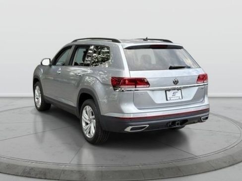 Used 2023 Volkswagen Atlas SE AWD/4WD image 6