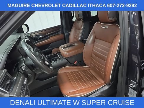 Used 2023 GMC Yukon XL Denali Ultimate AWD/4WD image 31