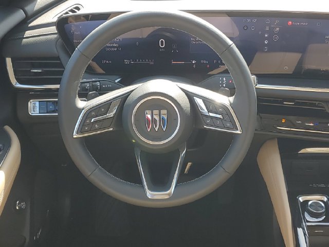 Certified 2025 Buick Envision Preferred AWD/4WD image 14