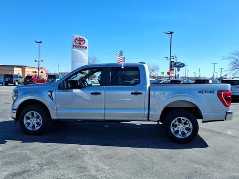 Used 2023 Ford F150 XLT image 7