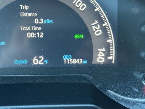 Used 2020 Toyota RAV4 Limited image 27