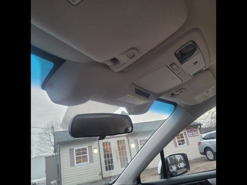 Used 2015 Subaru Outback 2.5i Premium image 18