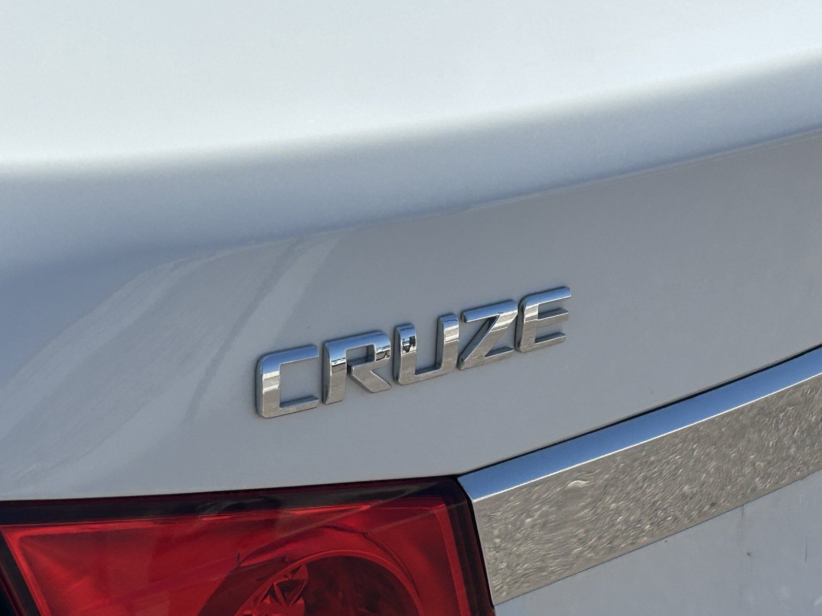 Used 2015 Chevrolet Cruze LS FWD image 10