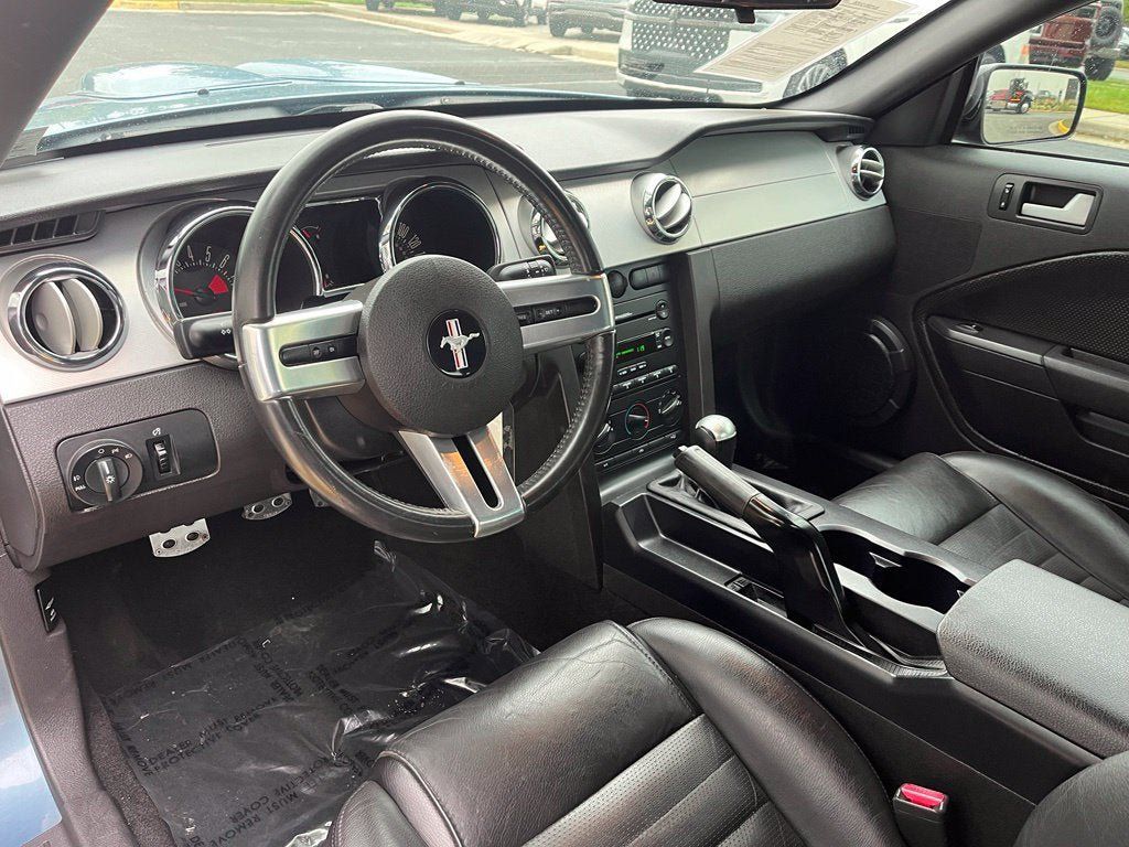 Used 2006 Ford Mustang GT Premium RWD image 16