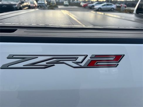 Used 2021 Chevrolet Colorado ZR2 image 18