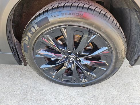 Used 2025 MAZDA CX-90 3.3 Turbo w/ Premium Sport Pkg image 27