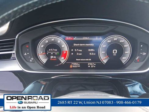 Used 2020 Audi S8 L w/ S8 Executive Package image 24