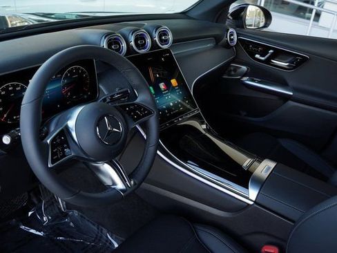 New 2026 Mercedes-Benz GLC 300 image 2