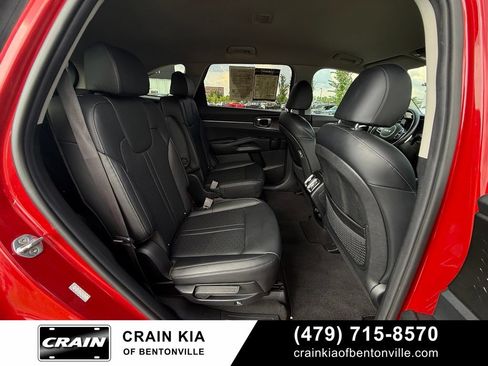 Certified 2022 Kia Sorento EX FWD image 33