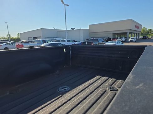 Used 2025 RAM 2500 Big Horn AWD/4WD image 10
