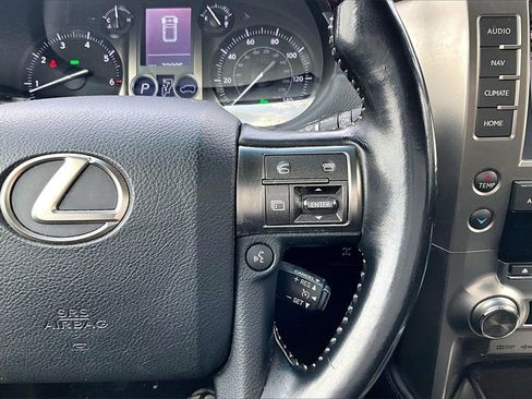 Used 2016 Lexus GX 460 460 w/ Premium Package image 17