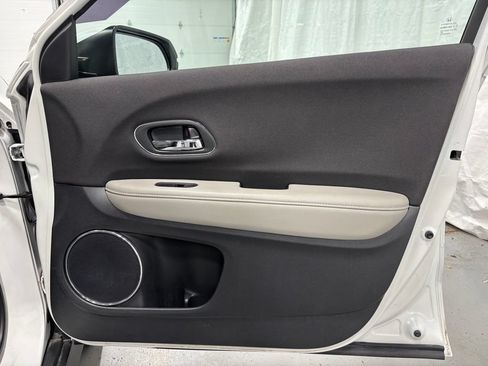 Used 2019 Honda HR-V EX image 54