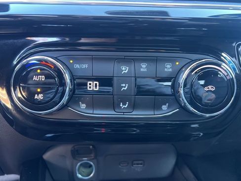 Used 2024 Chevrolet Trax RS w/ Driver Confidence Package image 15