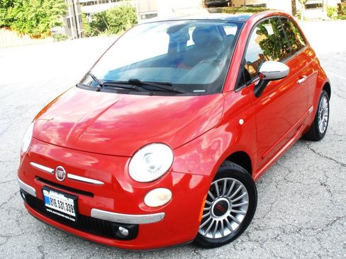 Used 2012 FIAT 500 Lounge w/ Luxury Leather Pkg FWD image 1