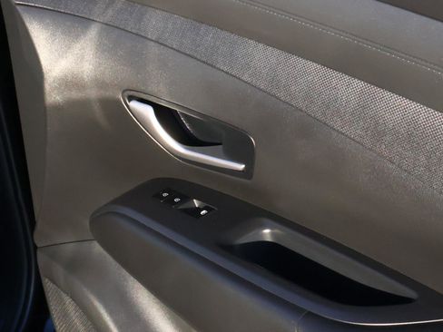 Certified 2025 Hyundai Tucson SEL image 17