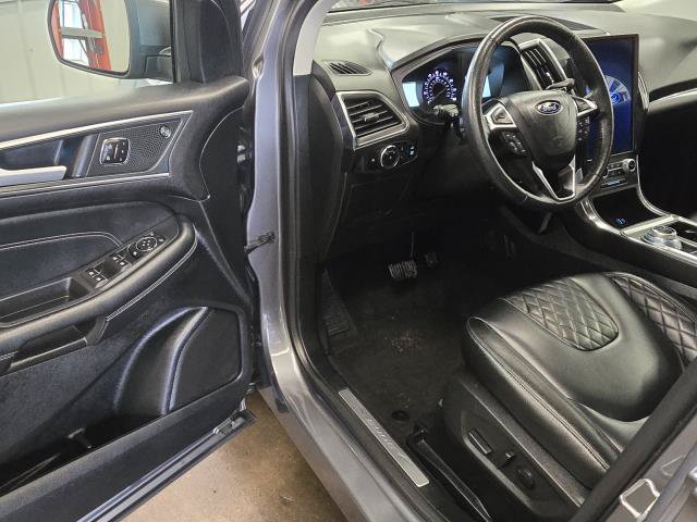 Used 2024 Ford Edge Titanium AWD/4WD image 13