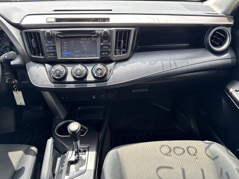Used 2017 Toyota RAV4 LE w/ All Weather Liner Package FWD image 24