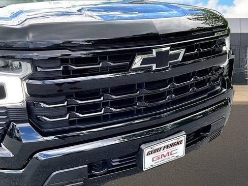 Used 2022 Chevrolet Silverado 1500 RST AWD/4WD image 30