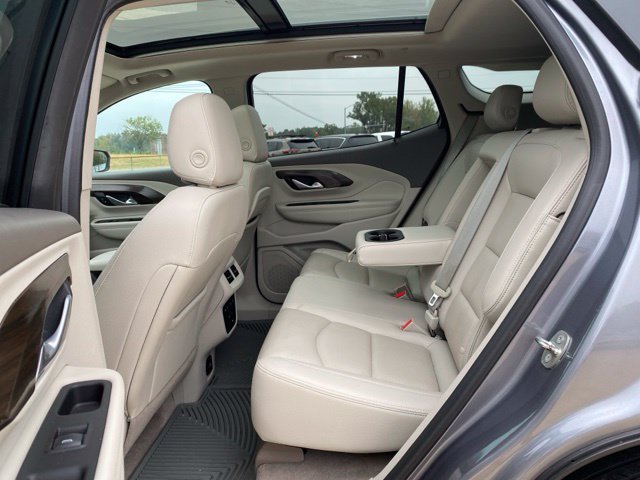 Used 2018 GMC Terrain Denali w/ Advanced Safety Package FWD image 16