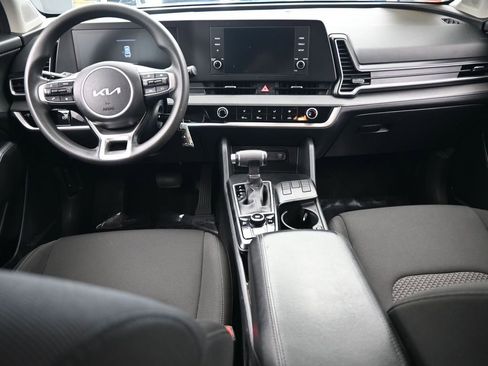 Used 2023 Kia Sportage LX image 36