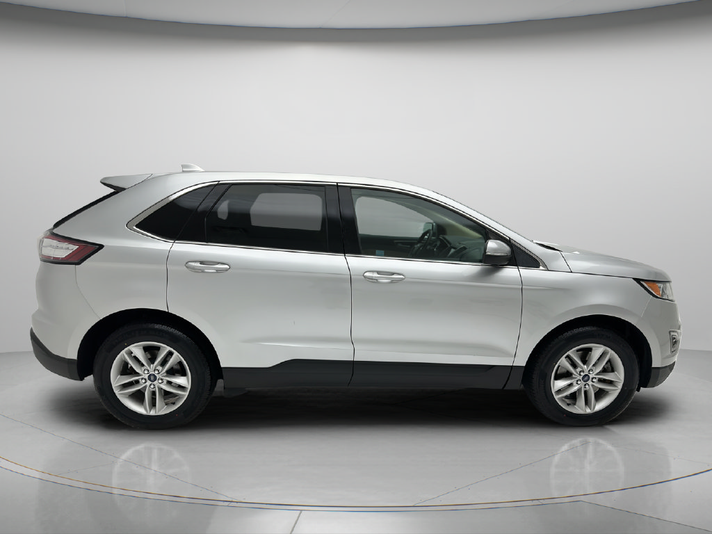 Used 2017 Ford Edge SEL w/ Equipment Group 201A AWD/4WD image 6