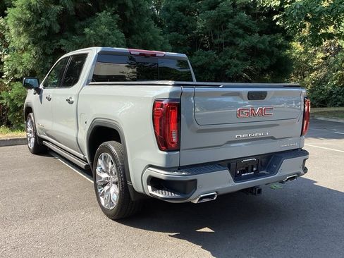 Used 2025 GMC Sierra 1500 Denali w/ Denali Reserve Package AWD/4WD image 13