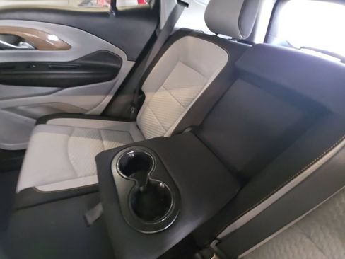 Certified 2021 GMC Terrain SLE w/ Driver Convenience Package AWD/4WD image 26