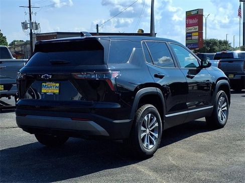 New 2026 Chevrolet Equinox LT w/ Convenience Package II image 2
