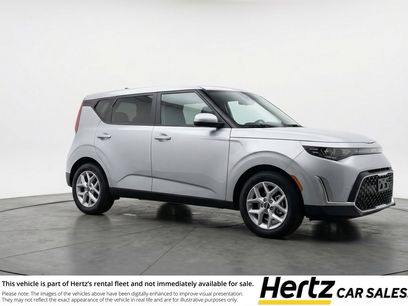 Used 2025 Kia Soul LX w/ LX Technology Package