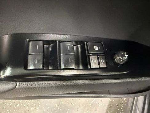 Certified 2025 Toyota Camry SE FWD image 11