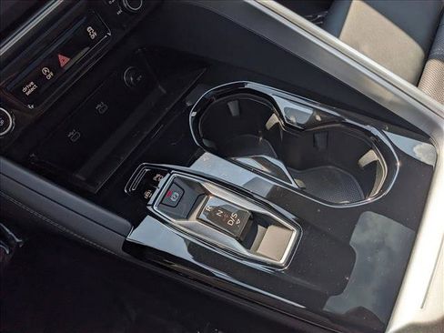 New 2025 Audi Q5 Premium Plus image 11