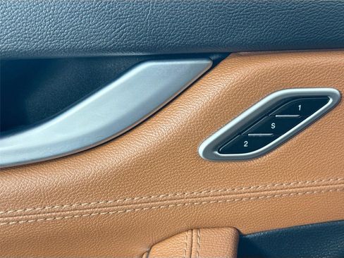 Used 2022 Maserati Levante GT image 28