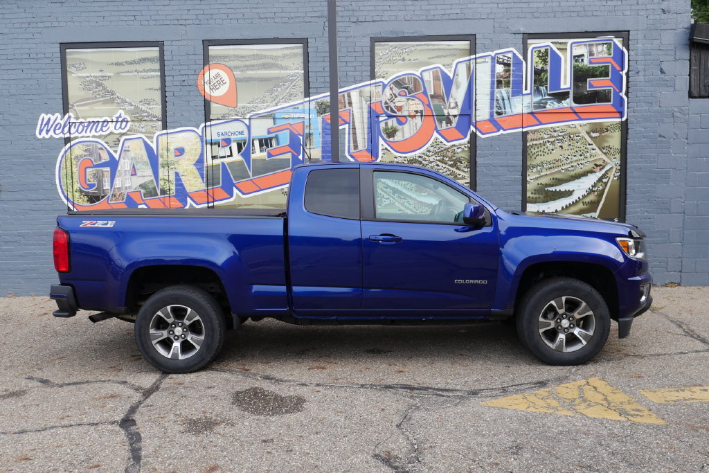 Used 2015 Chevrolet Colorado Z71 AWD/4WD image 29