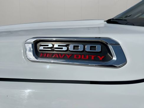 Used 2024 RAM 2500 Tradesman w/ Chrome Appearance Group image 30