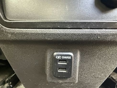 Used 2015 Chevrolet Traverse LT w/ Style and Technology Package AWD/4WD image 26