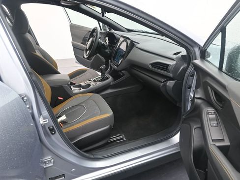 Used 2025 Subaru Crosstrek 2.5i Sport w/ Popular Package #4A AWD/4WD image 19